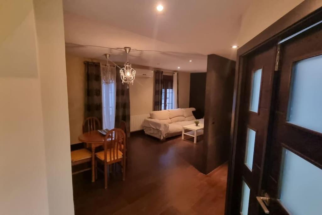 Appartamento Piso Centrico Y Tranquilo Jaén Esterno foto