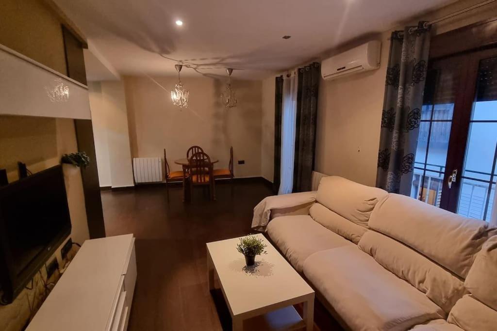 Appartamento Piso Centrico Y Tranquilo Jaén Esterno foto